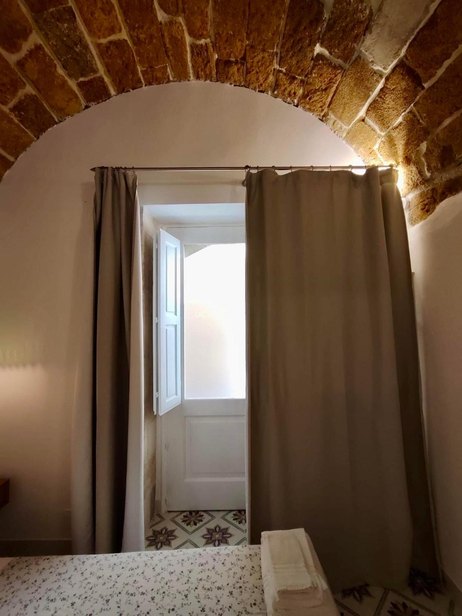 La Via Della Giudecca Panzió Szirakúza Kültér fotó